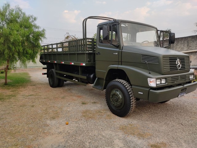 Caminhão MB1418 01/01 à Venda