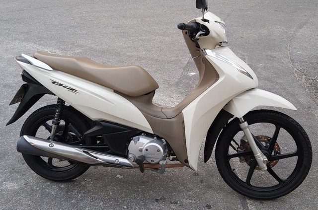 BIZ 125 2018 COM ENTRADA R$1.000