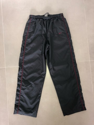 calça de agasalho nike