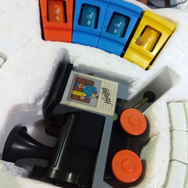 Trenzinho musical anos 80 Hering 