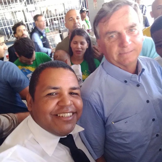 Garçons Bartender Churrasqueiro buffet completo  - Foto 3