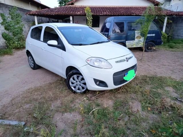 Fiat Palio Attractive 1.4 Evo Fire Flex - 2013 - Completo