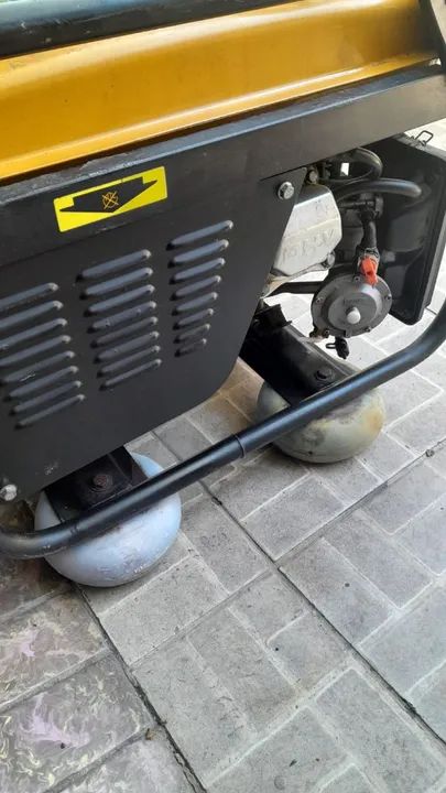 ,ALUGUEL DE Gerador de Energia Menegotti MGR 2400 - 2400W - Foto 2