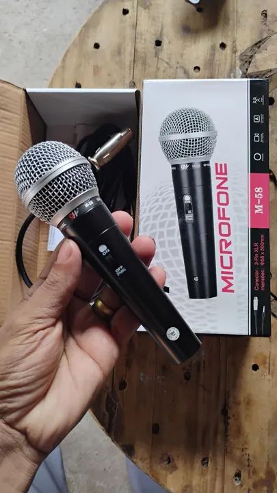 Microfone profissional M-58 - Novo