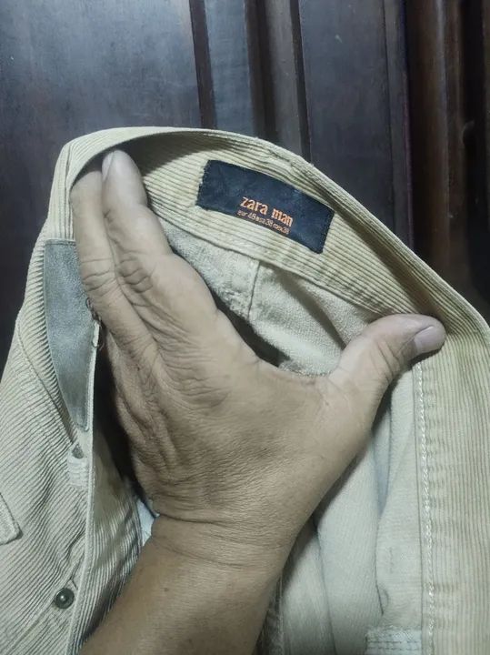 CALÇA VELUDO ZARA TAM 46 - Foto 3