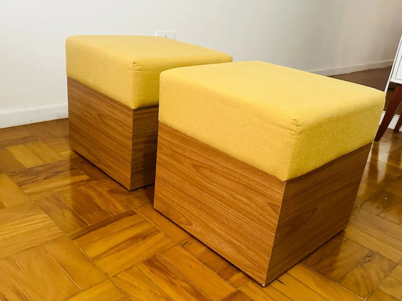 Par de Puffs Etna  - Foto 3