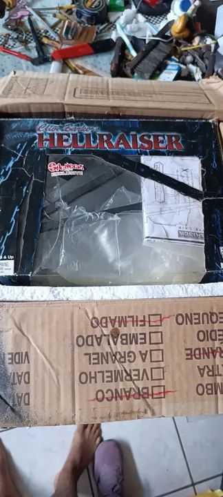 Hellraiser Cenobite Lair Boxed Exclusive - Foto 6