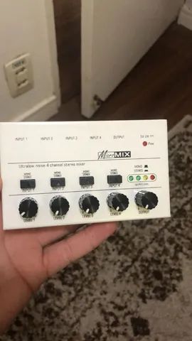 MICRO MIXER 4 CANAIS USB