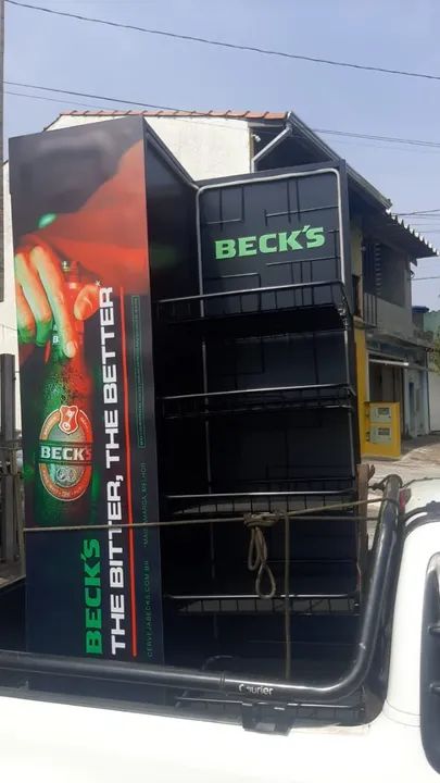 Gôndola cerveja Becks de led com prateleira - Foto 2