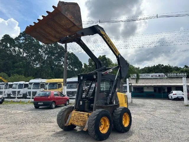 Mini escavadeira new holland