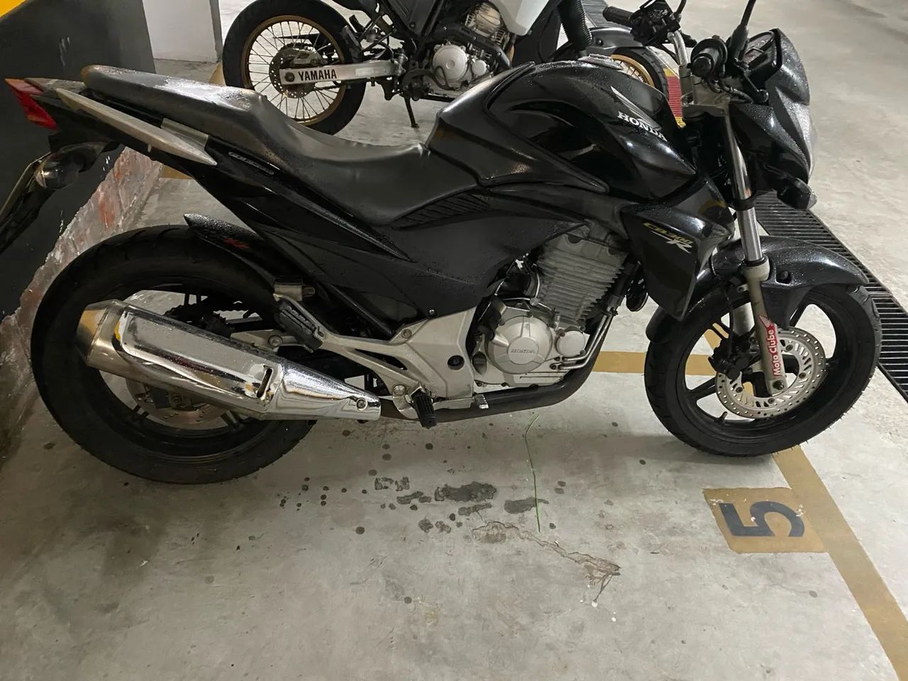 Honda CB 300  - Foto 2