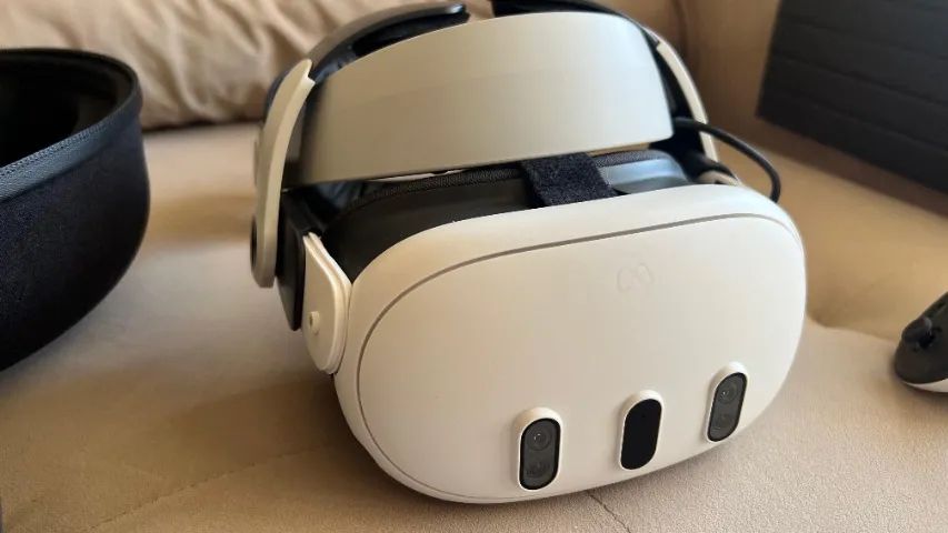 META QUEST 3 128gb + BOBOVR M3 PRO + BATERIA ADICIONAL + CASE PARA TRANSPORTE - Foto 2