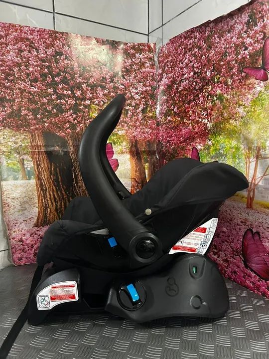 Bebê conforto Galzerano com base para carro