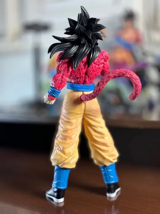 Figure 30 centímetros Goku SSJ4 - Foto 2