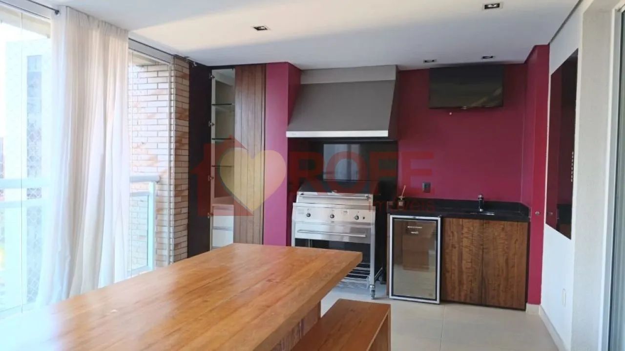 Lindo apartamento Mobiliado 2 Suites 03 agas 167m²