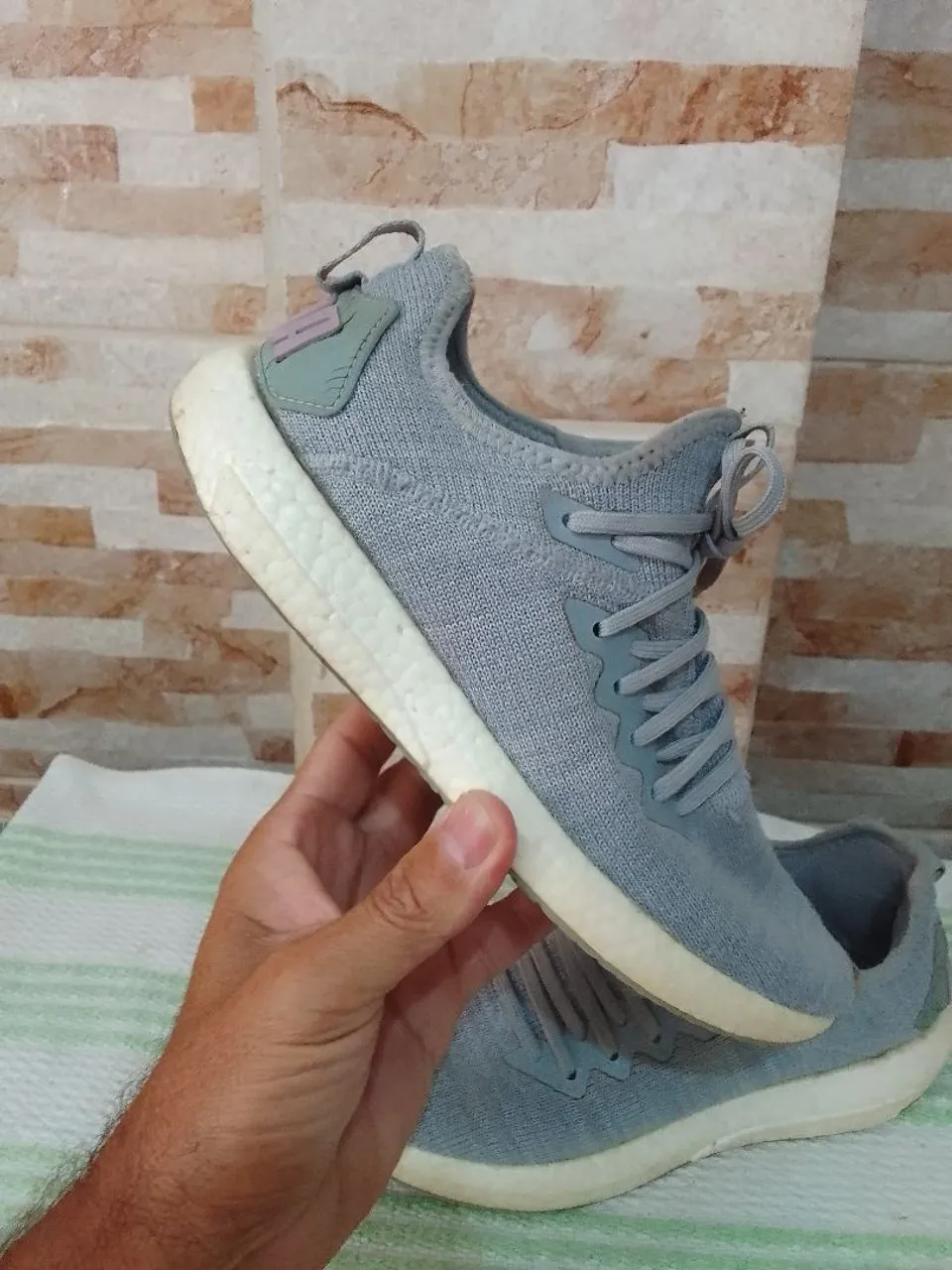 Tênis Puma Cinza - Conforto e Estilo. Tamanho 36