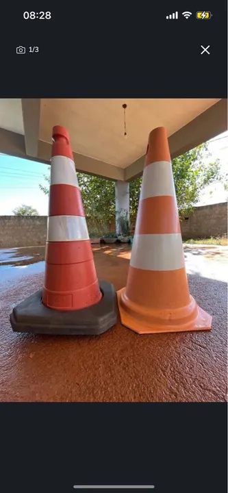 2 Cones de Sinalização