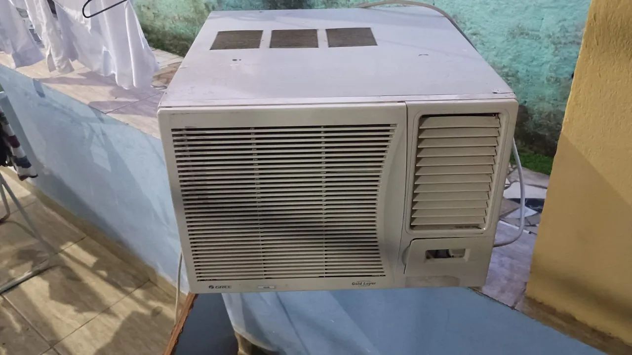Ar Condicionado de Janela Gree funcionando perfeitamente 