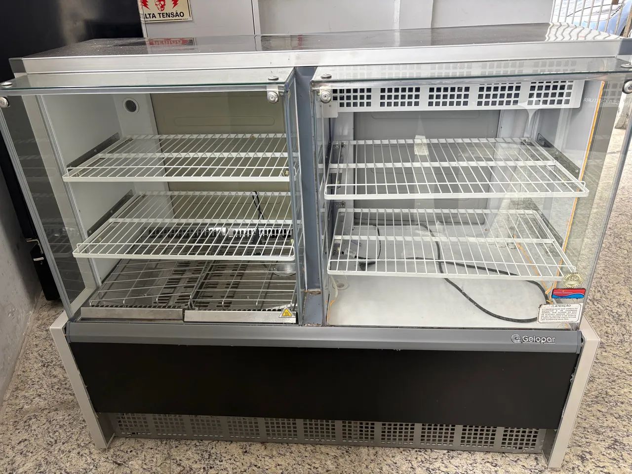 BALCÃO EXPOSITOR - REFRIGERADO / ESTUFA - Foto 5