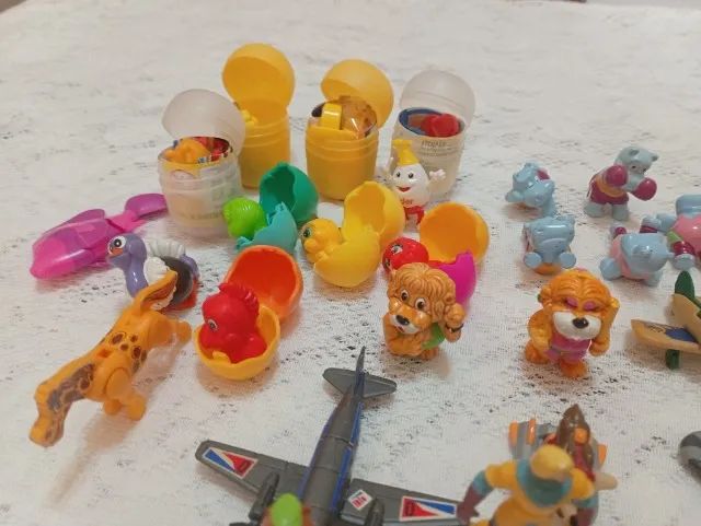 Coleção Kinder Ovo lote com várias miniaturas RARÍSSIMAS! - Foto 4