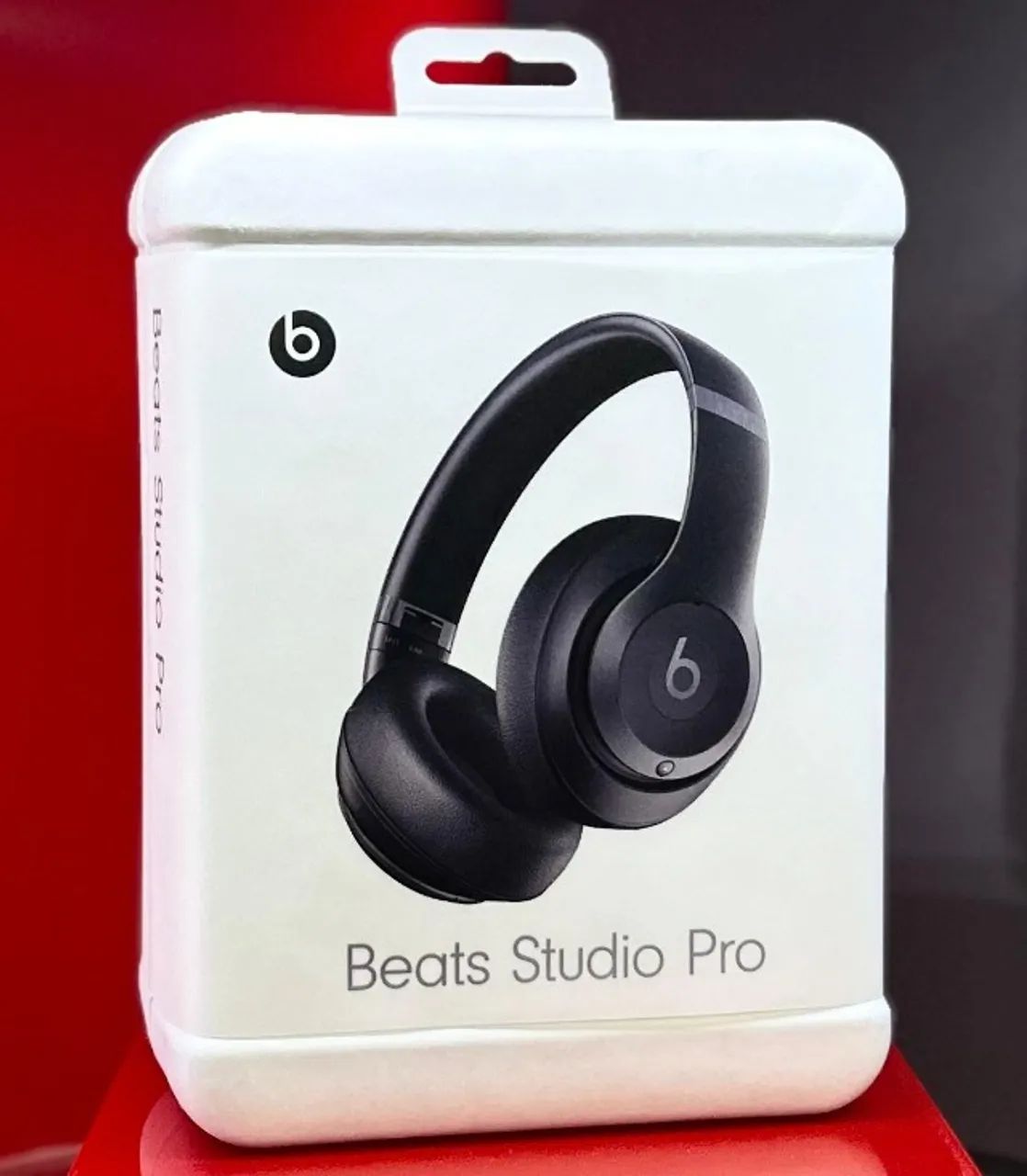 Beats Studio Pro - BLACK - MQTP3LL/A - PRODUTO NOVO E COM GARANTIA DA LOJA