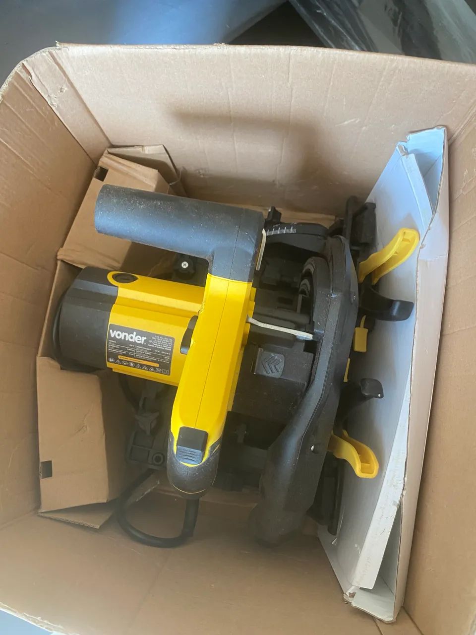 Serra de trilho 64750748748290120