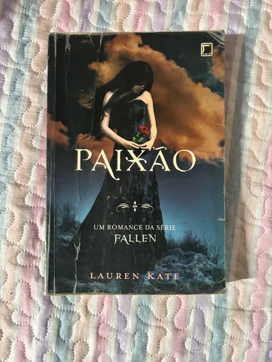 Coleção de livros  - Fallen