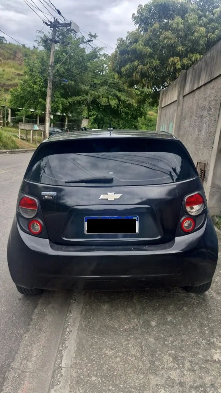 Vendo Sonic 2013 automático. - Foto 4