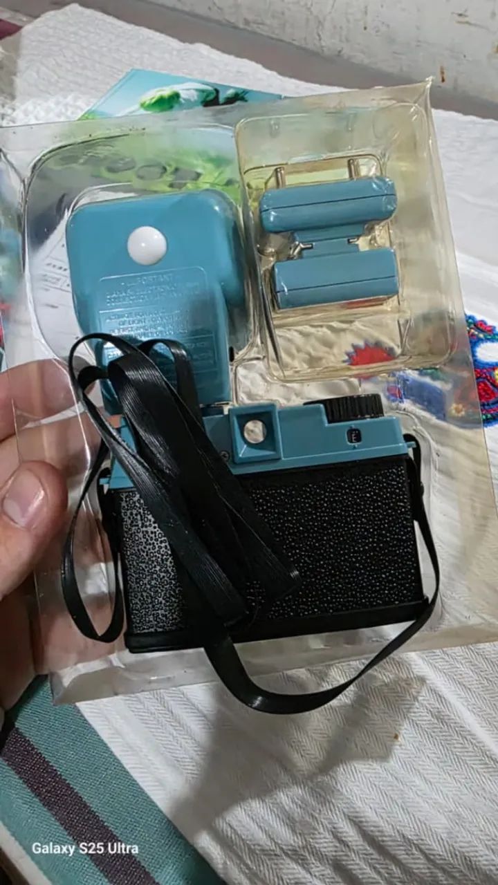 Câmera Mini Diana com flash - Foto 4