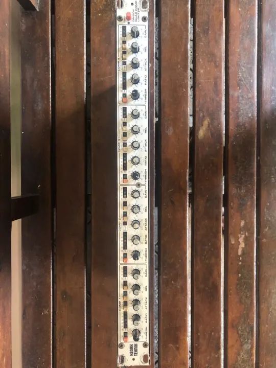 Compressor/Limiter Quad DN 504 - Foto 2