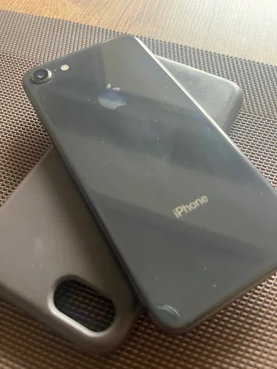 iPhone 8 - Preto - Ótimo estado