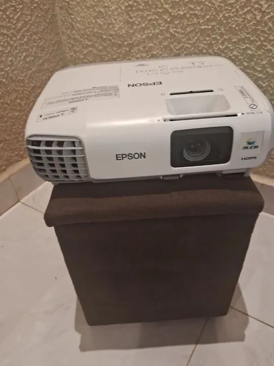 Projetor Epson PowerLite S27 - Foto 2
