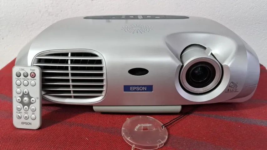 Projetor Epson S1 muito conservado - Foto 2