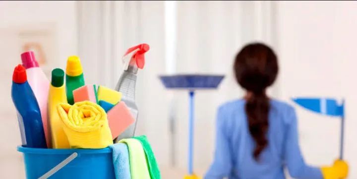 Faxineira disponível 