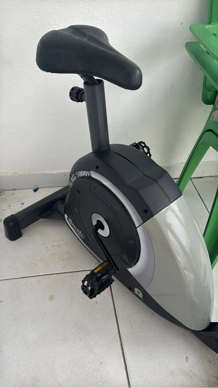 Bicicleta de exercício 64293891568642121