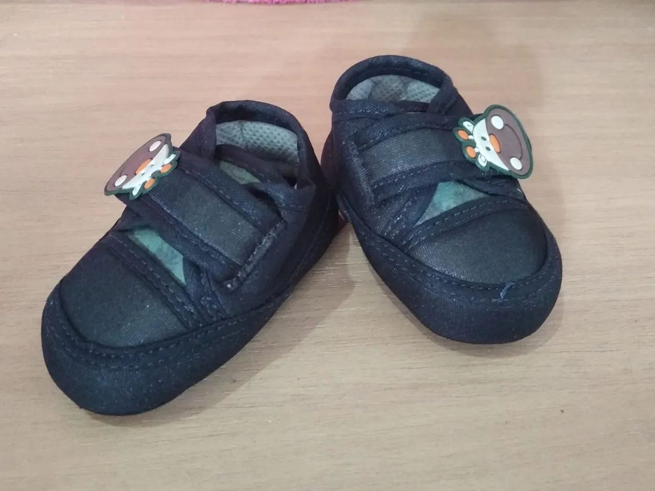 Sapatinhos de Bebê - Brancos - Tamanho Pequeno - Foto 5