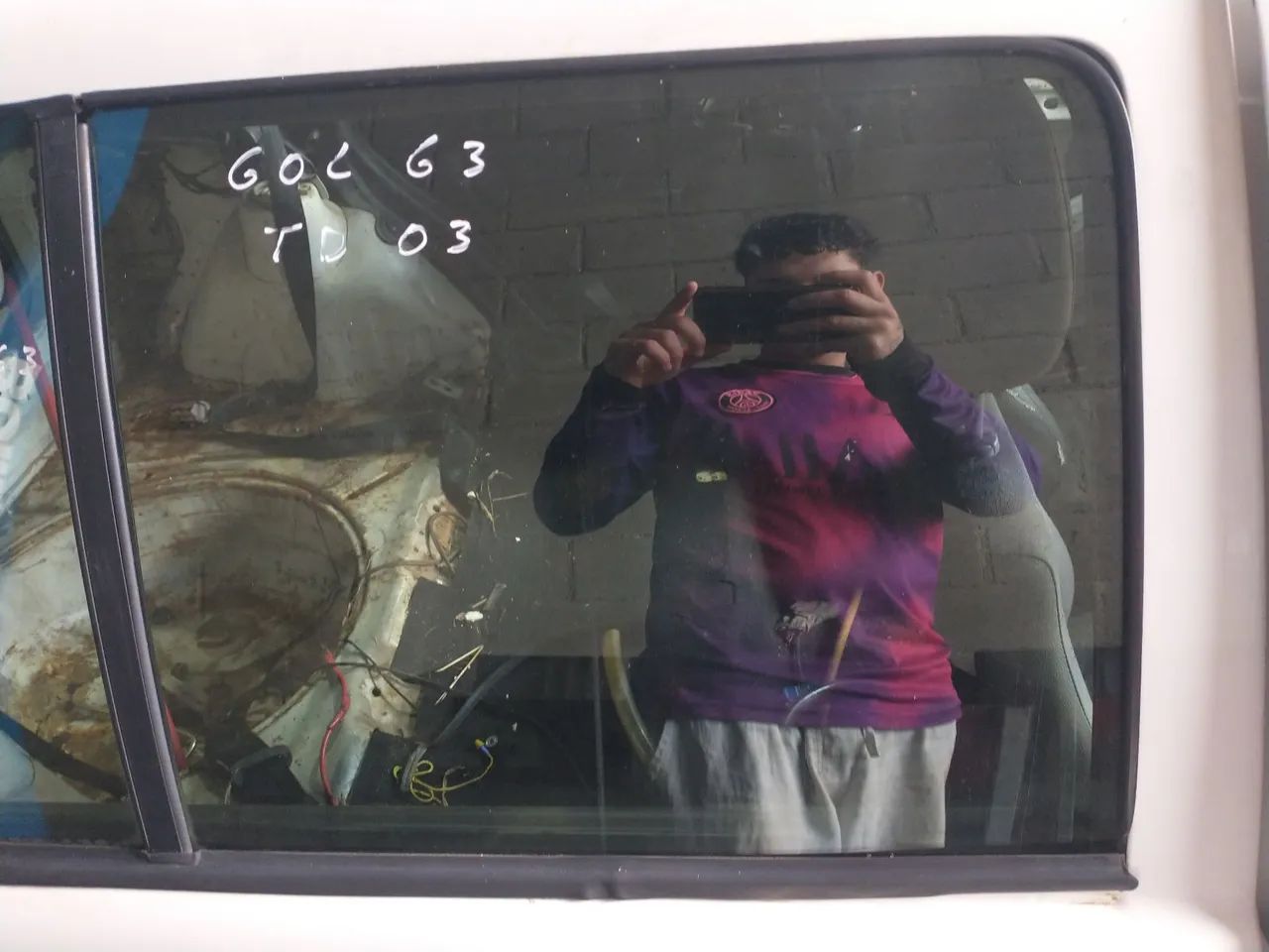 Vidro traseiro direito VW gol G3 4p - Foto 2