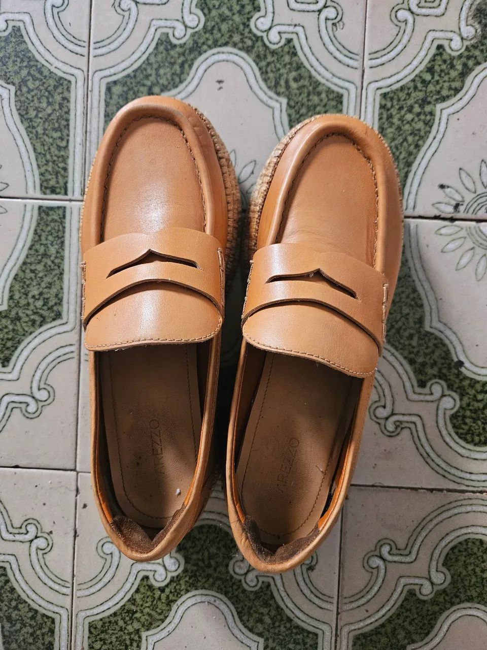 Mocassim Arezzo em ótimo estado. R$ 60 - Foto 5