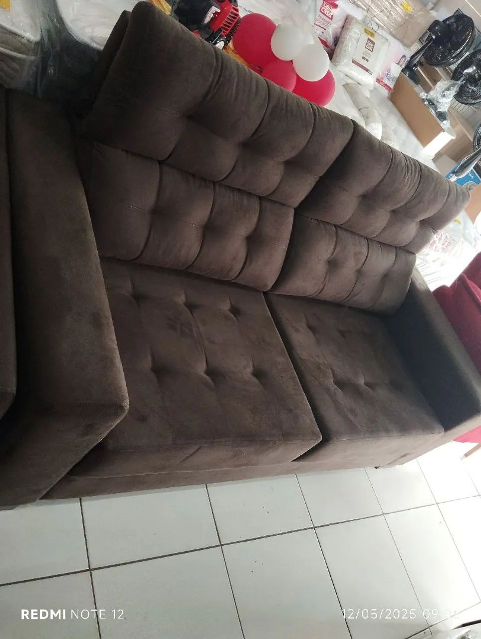 Sofá 3 lugares marrom