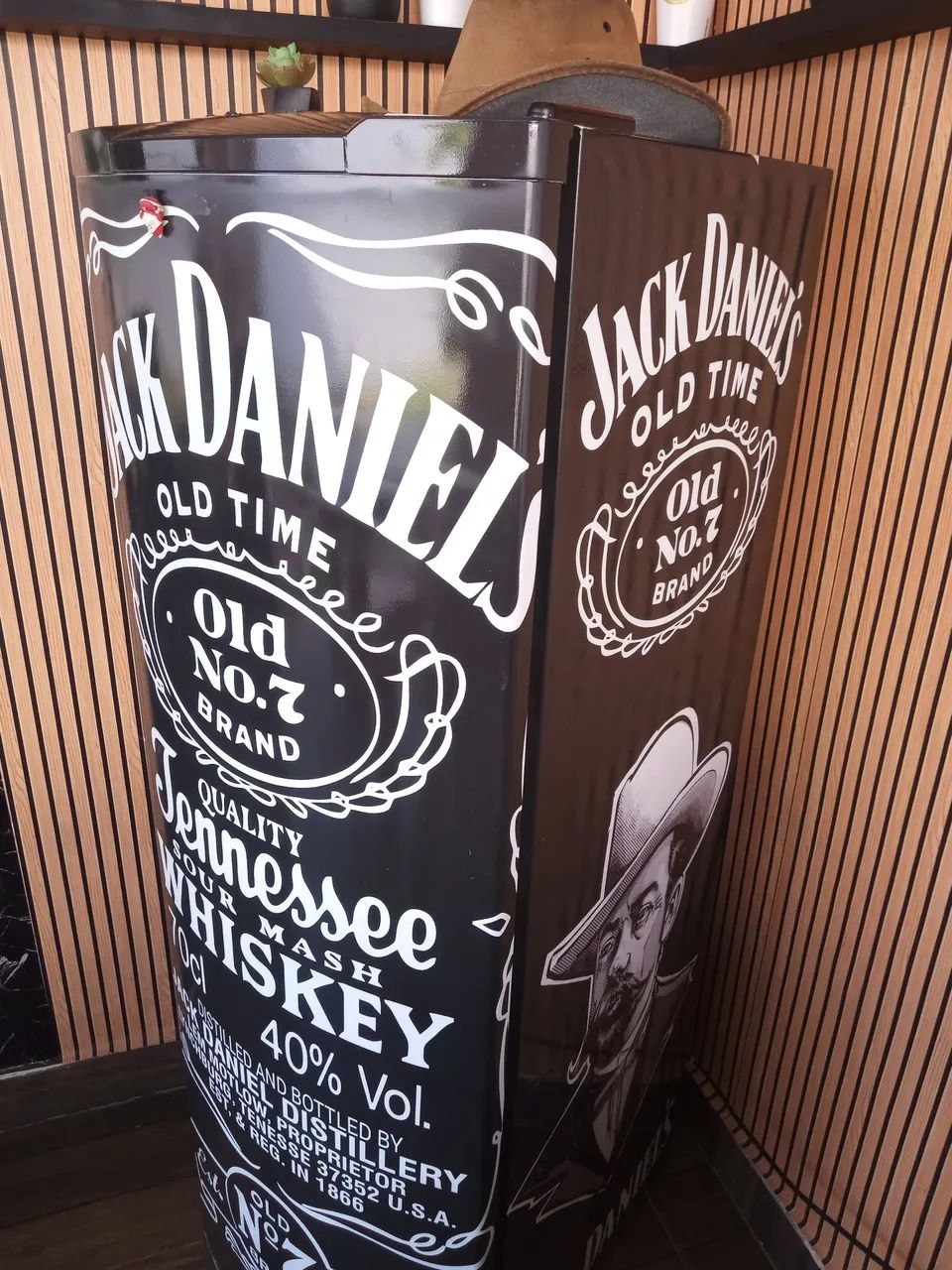 Geladeira CONSUL CRA28 Jack  plotada pintura conservada Daniel's  Decorada e Estilo - Foto 2
