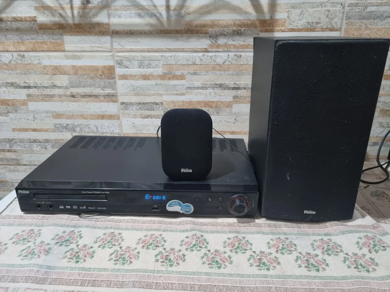 Home Theater Philco com DVD ( Leia)