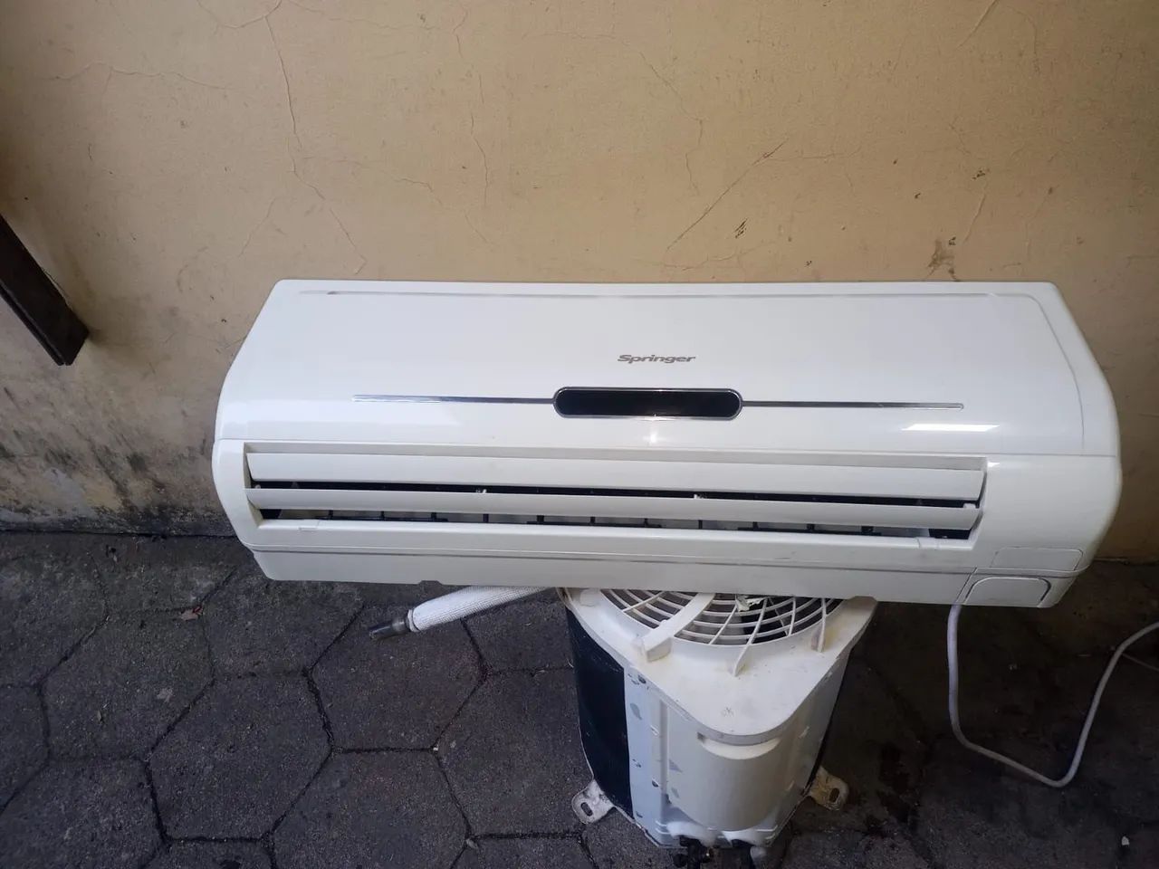 Ar condicionado | 12mil btu/h | Quente e Frio