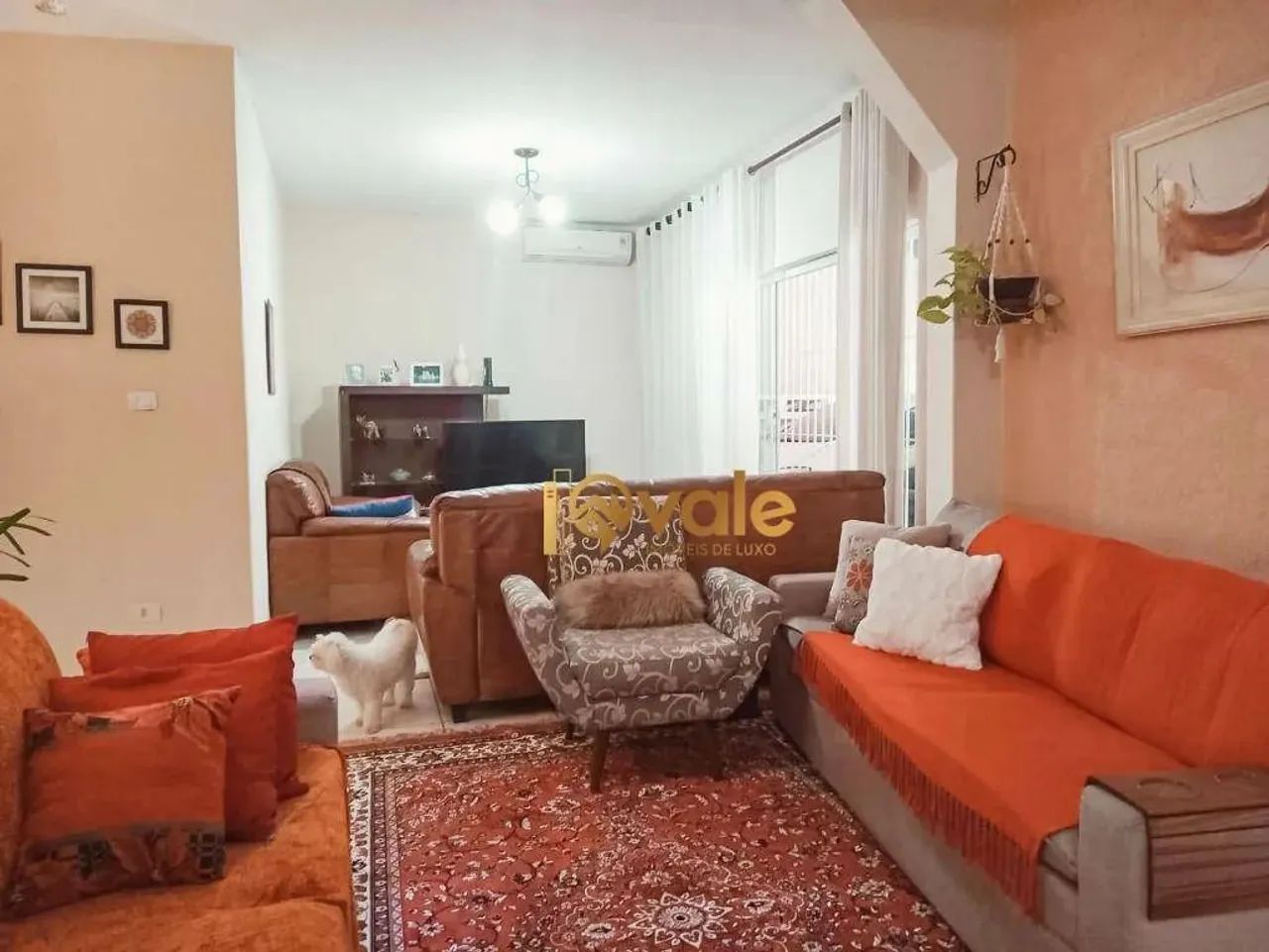 Casa com 4 dormitórios para alugar, 173 m² Vila Formosa Jacareí/SP
