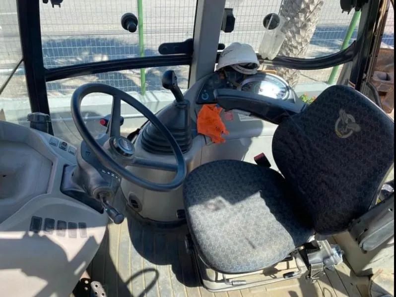 Retroescavadeira case 580n 4x4 ano 2016 - Foto 2