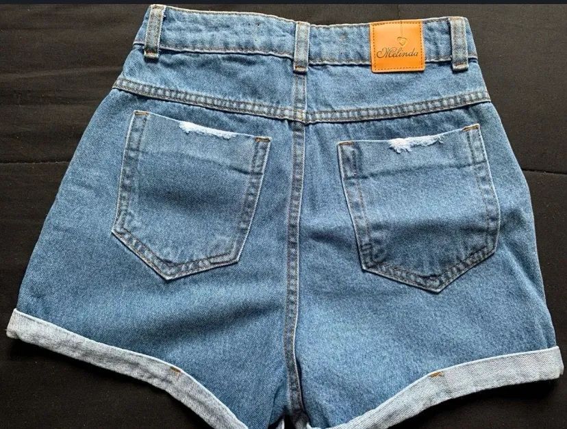 Short Jeans Mom Cintura Alta nunca usado  - Foto 2