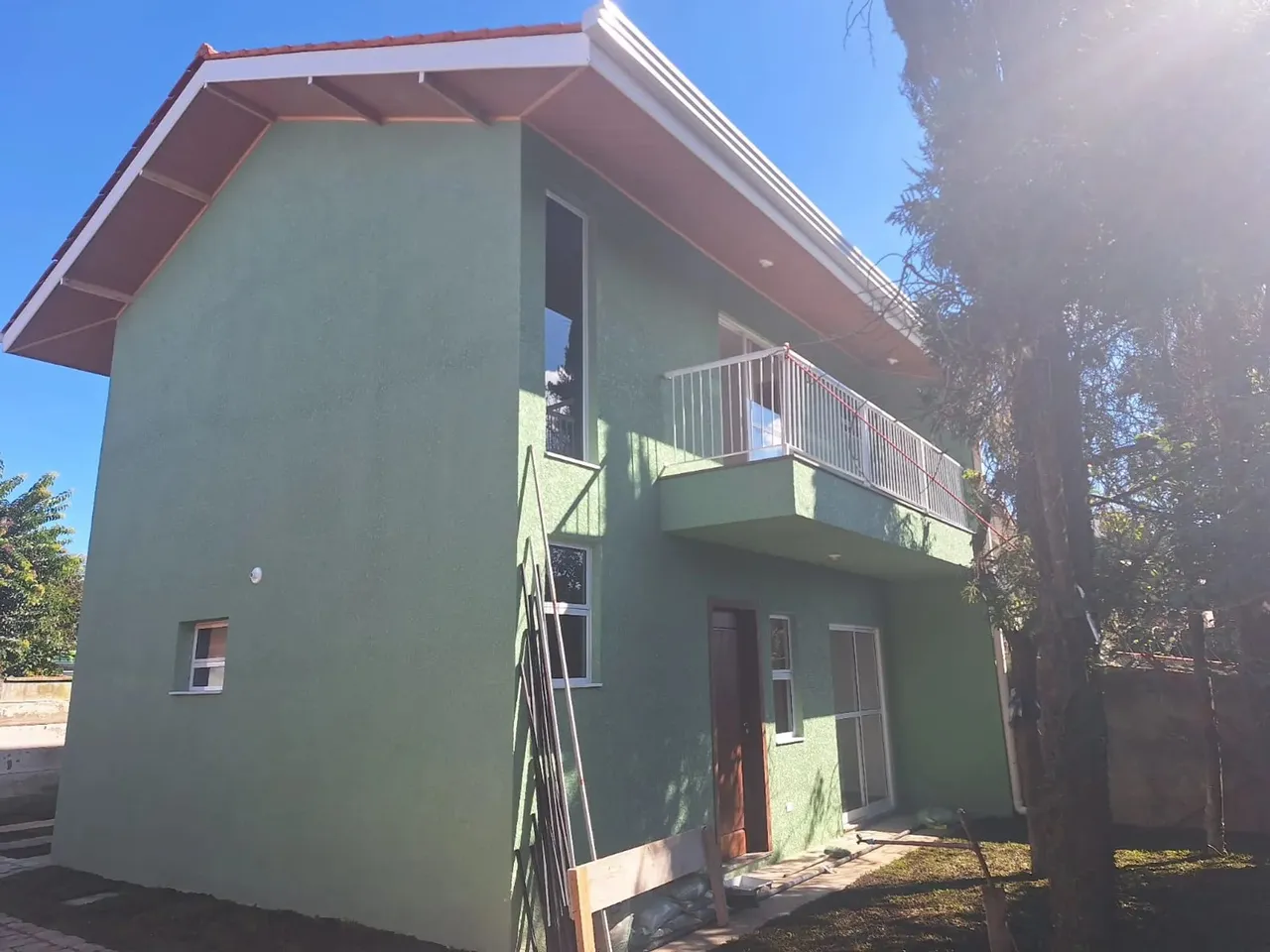 Sobrado para aluguel com 100 metros quadrados com 2 quartos em Boqueirão - Curitiba - PR