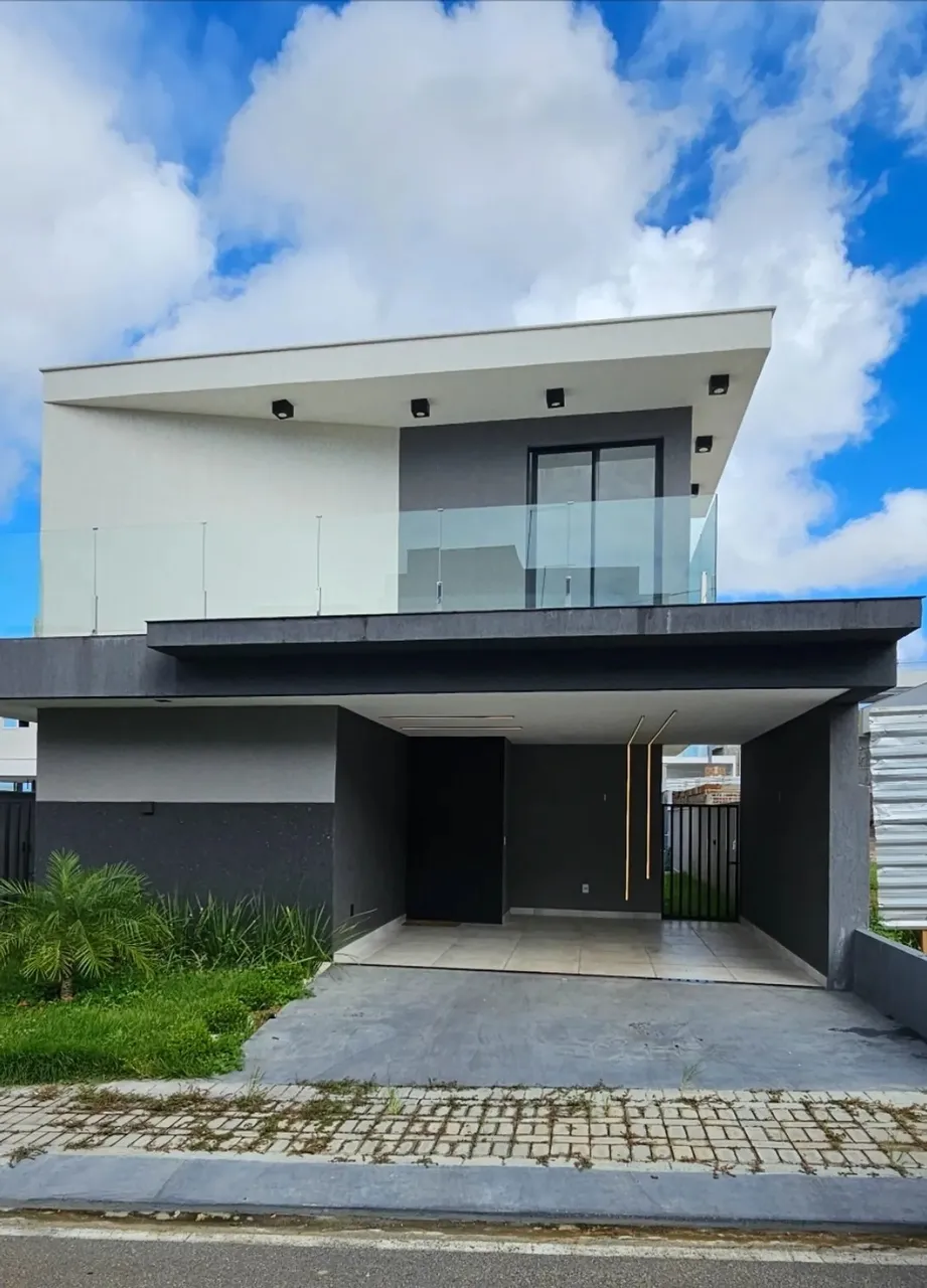 Excelente Casa Estilo Mansão com Piscina Condomínio Monte Carlo - Nova Parnamirim