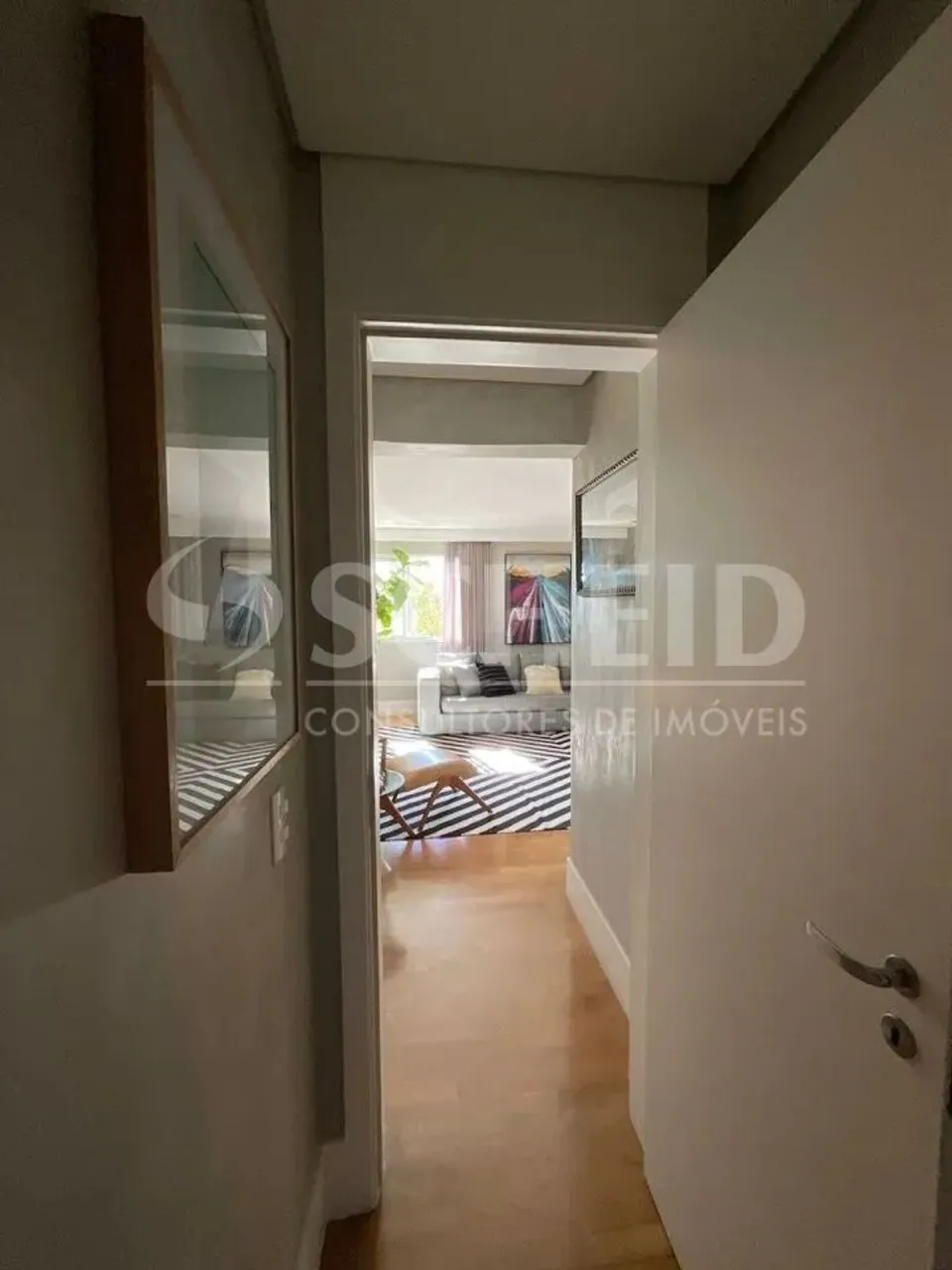 Locação apartamento Mobiliado, 04 suítes, 04 vagas de garagem!