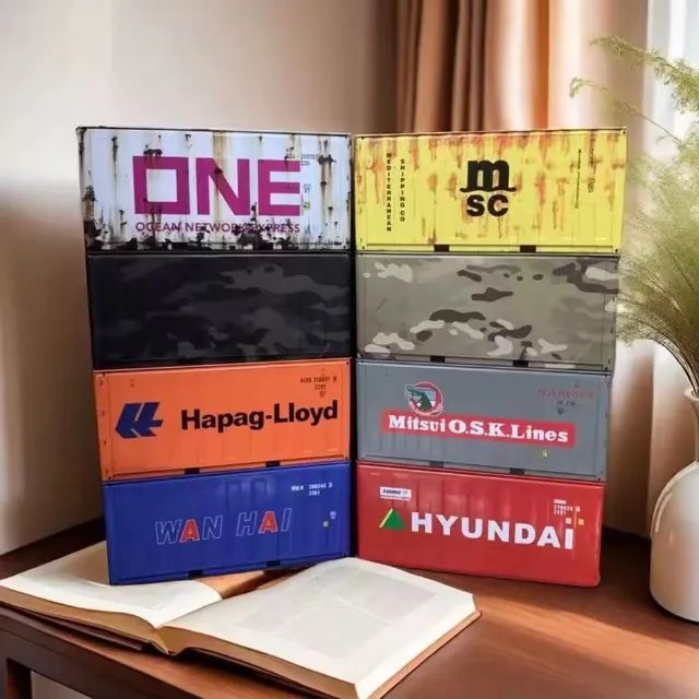 Miniatures de contenedores64960479077378120