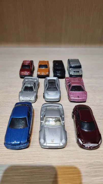 Coleção Maisto 1/64